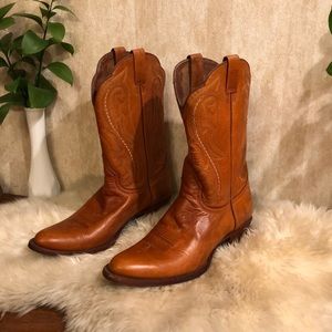Ariat Women’s Cowboy Boots - Size 10